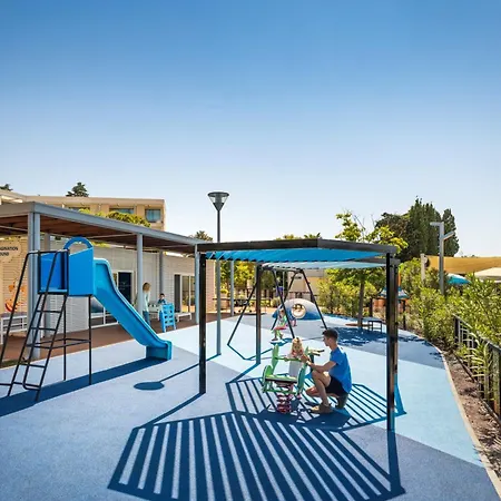 Marea Suites, Valamar Collection Resort 5*