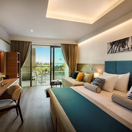 Resort Marea Suites, Valamar Collection 5*