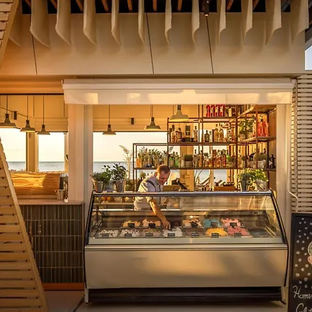 Marea Suites, Valamar Collection Resort 5*